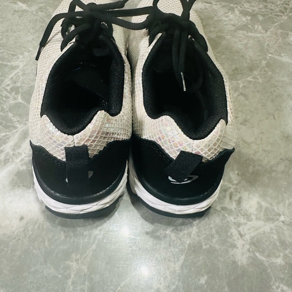 Nautilus Spark Women’s Stylish Composite Toe Work Safety Shoes Size US 9.5 M - Picture 4 of 6